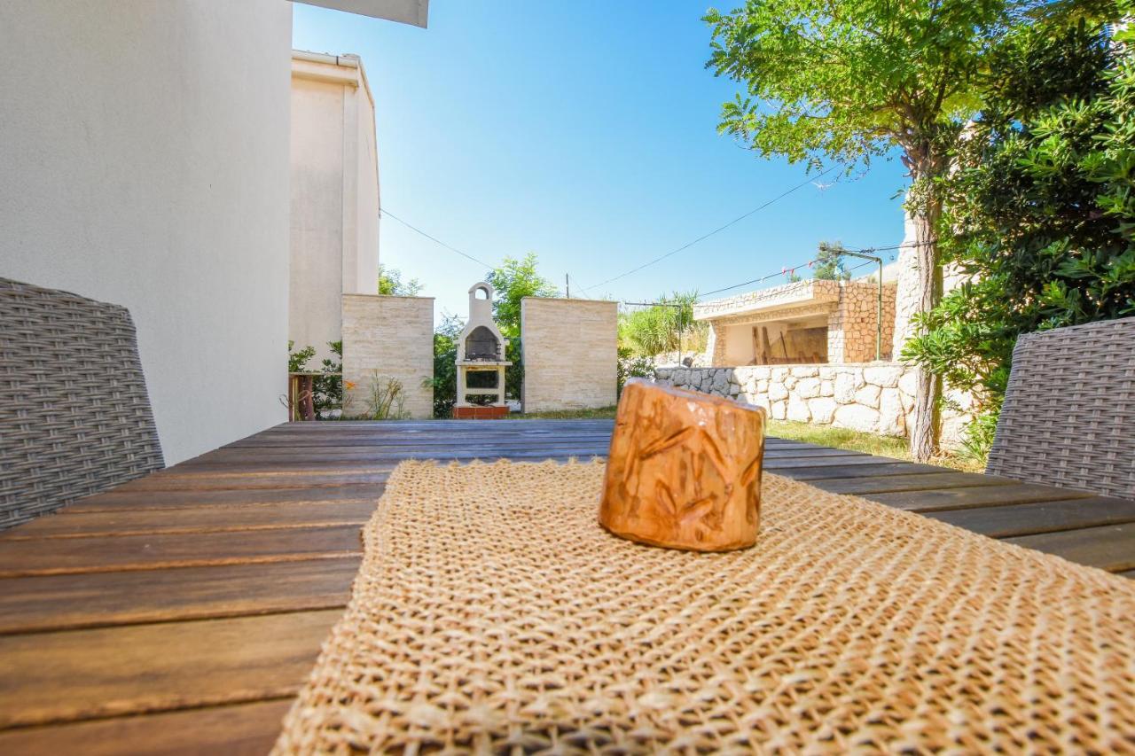 Movo House Apartment Pag Town Exterior foto